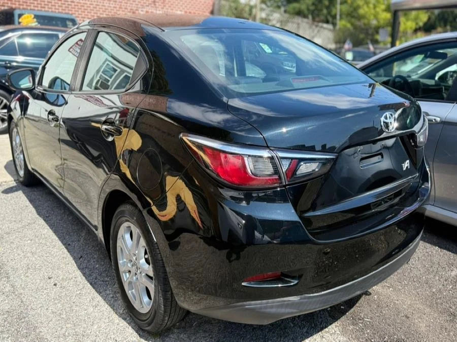 2017 Toyota Yaris - Image 4 of 16