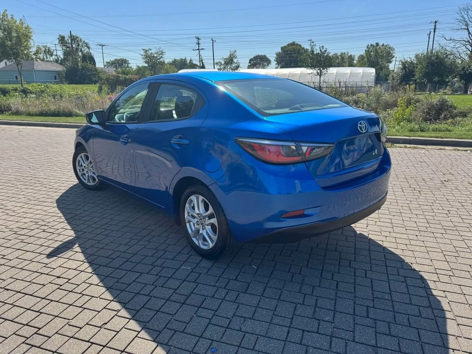 2017 Toyota Yaris - Image 4 of 14