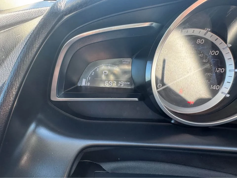 2017 Toyota Yaris - Image 11 of 14