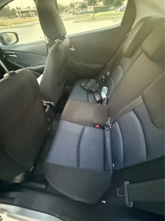 2017 Toyota Yaris - Image 5 of 7