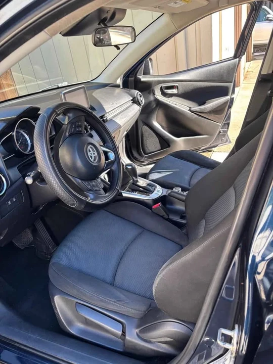 2017 Toyota Yaris - Image 3 of 11