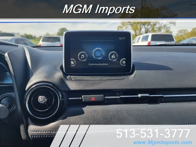 2017 Toyota Yaris - Image 12 of 20