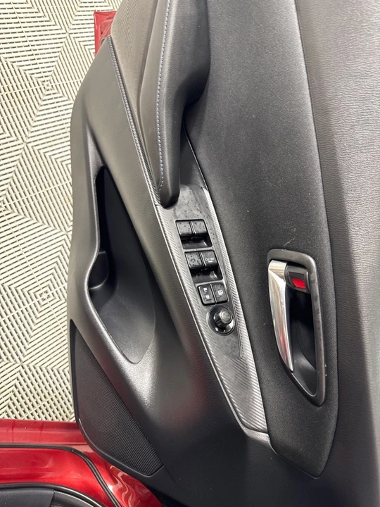 2017 Toyota Yaris - Image 10 of 12