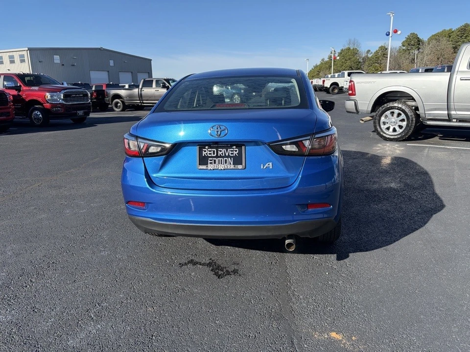 2017 Toyota Yaris - Image 4 of 12