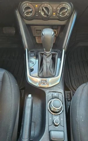 2017 Toyota Yaris - Image 11 of 21