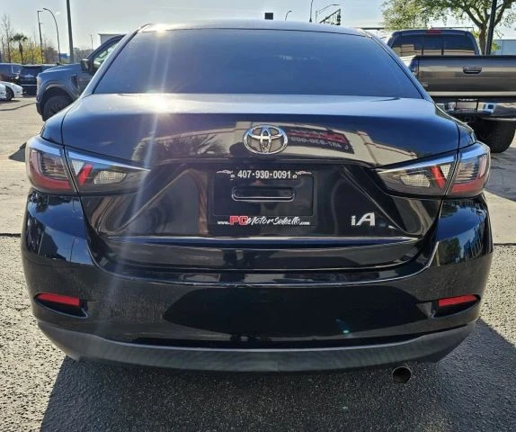 2017 Toyota Yaris - Image 6 of 21