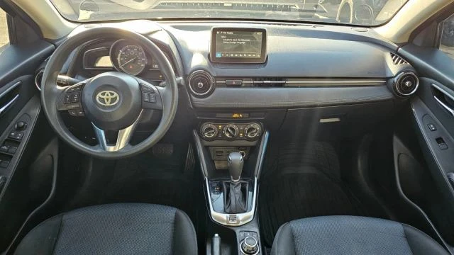 2017 Toyota Yaris - Image 19 of 21