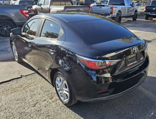2017 Toyota Yaris - Image 7 of 21
