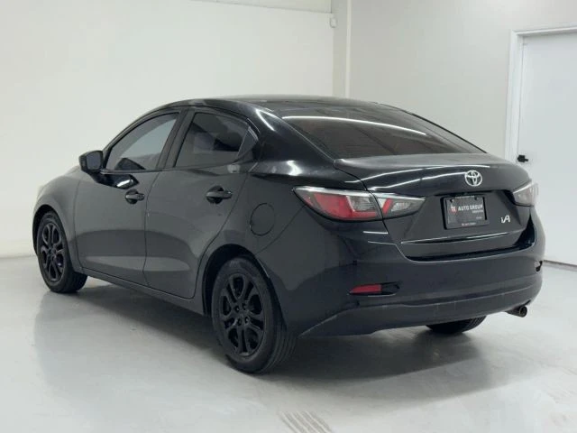 2017 Toyota Yaris - Image 6 of 12