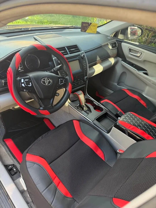2017 Toyota Camry 7th Gen - Image 7 of 10