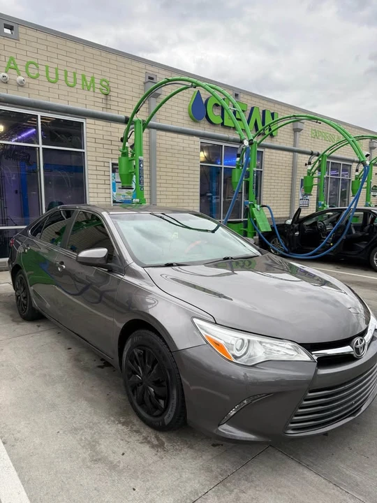 2017 Toyota Camry 7th Gen - Image 5 of 10