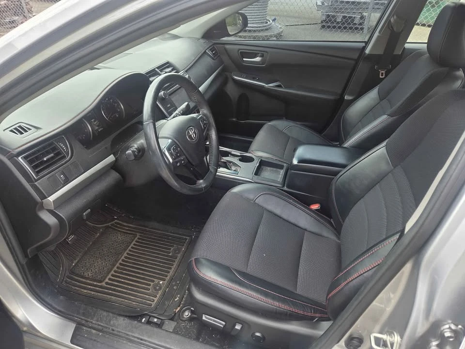 2017 Toyota Camry 7th Gen - Image 10 of 15