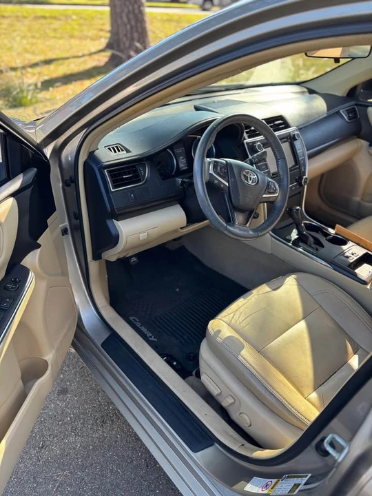 2017 Toyota Camry 7th Gen - Image 5 of 10