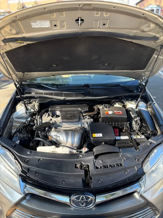 2017 Toyota Camry 7th Gen - Image 10 of 10