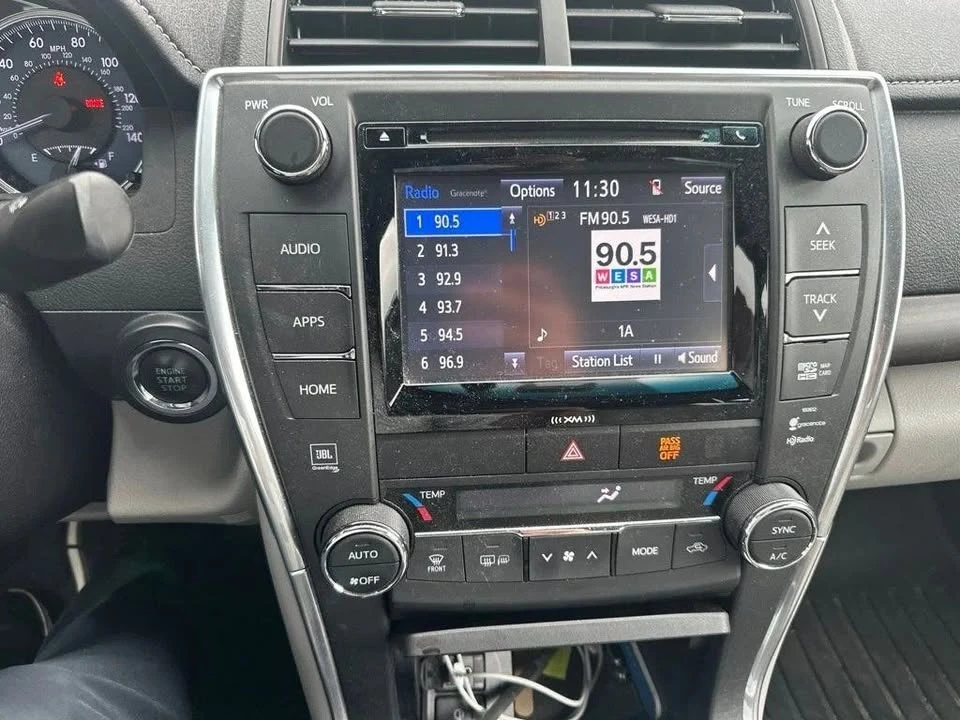 2017 Toyota Camry 7th Gen - Image 4 of 5