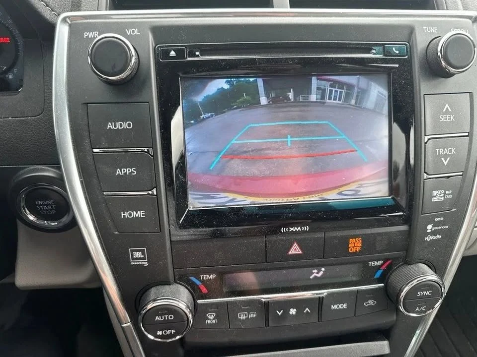2017 Toyota Camry 7th Gen - Image 5 of 5