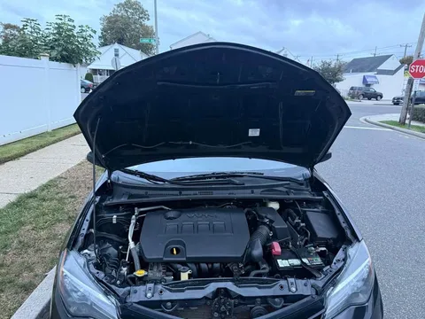 2017 Toyota Corolla 11th Gen - Image 3 of 14