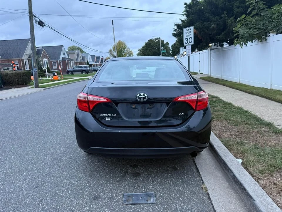 2017 Toyota Corolla 11th Gen - Image 12 of 14