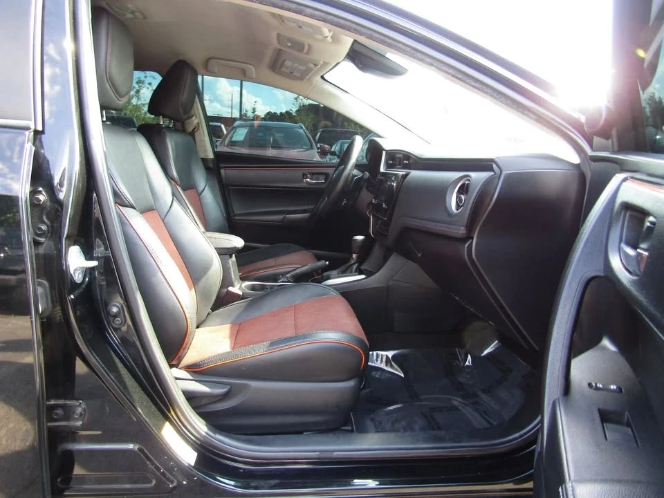 2017 Toyota Corolla 11th Gen - Image 10 of 17