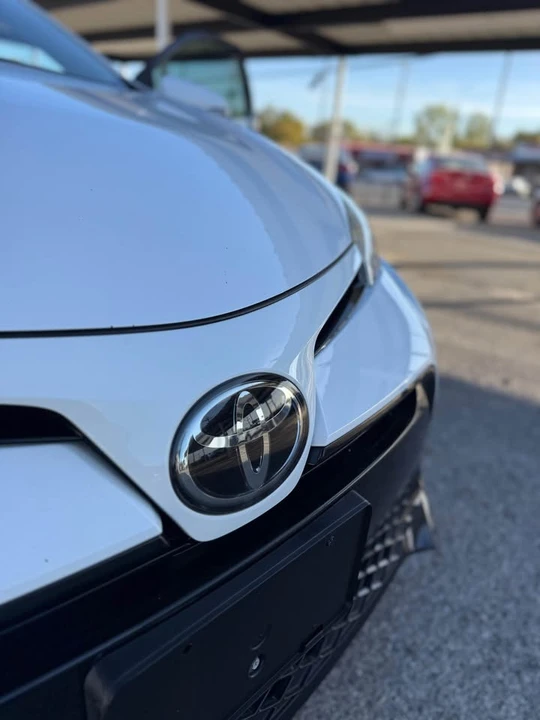 2017 Toyota Corolla 11th Gen - Image 3 of 13