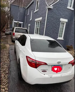 2017 Toyota Corolla 11th Gen - Image 4 of 9