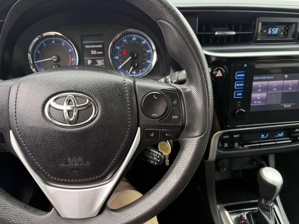 2017 Toyota Corolla 11th Gen - Image 16 of 20