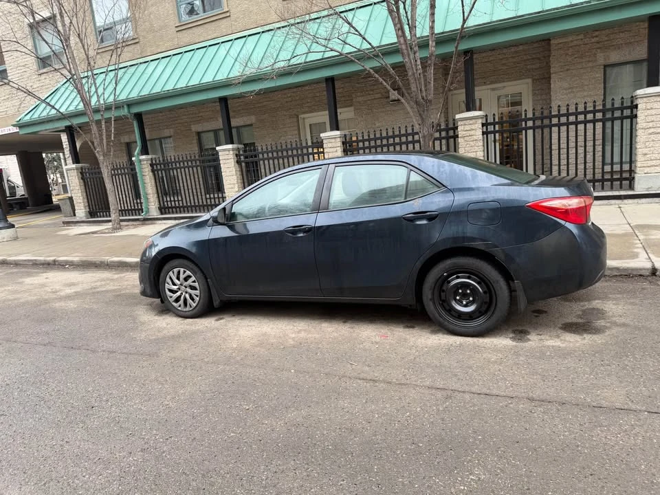 2017 Toyota Corolla 11th Gen - Image 6 of 8
