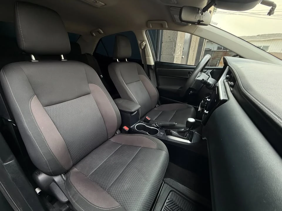 2017 Toyota Corolla 11th Gen - Image 18 of 19