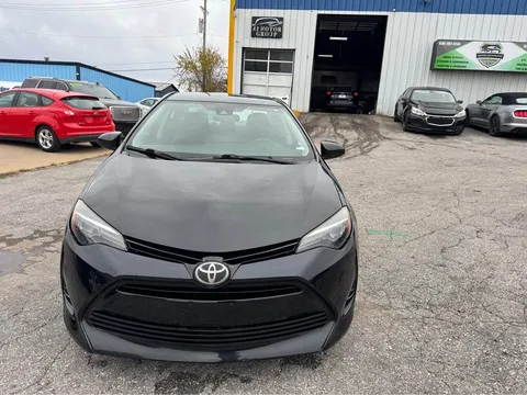 2017 Toyota Corolla 11th Gen - Image 3 of 17