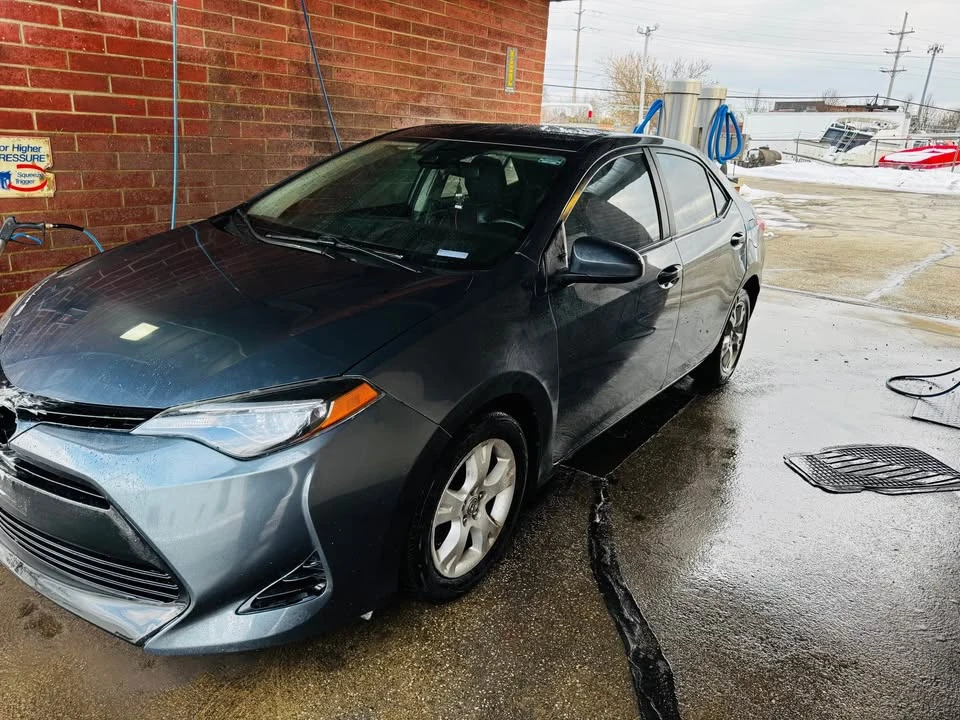 2017 Toyota Corolla 11th Gen - Image 5 of 5