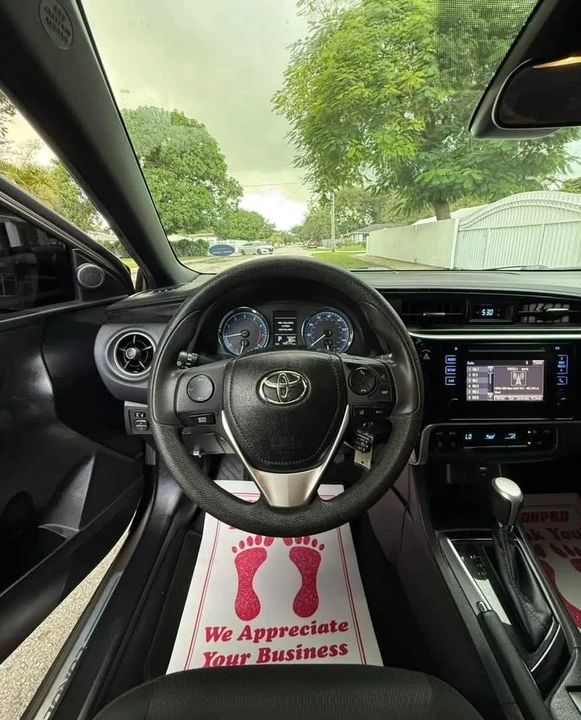 2017 Toyota Corolla 11th Gen - Image 9 of 20