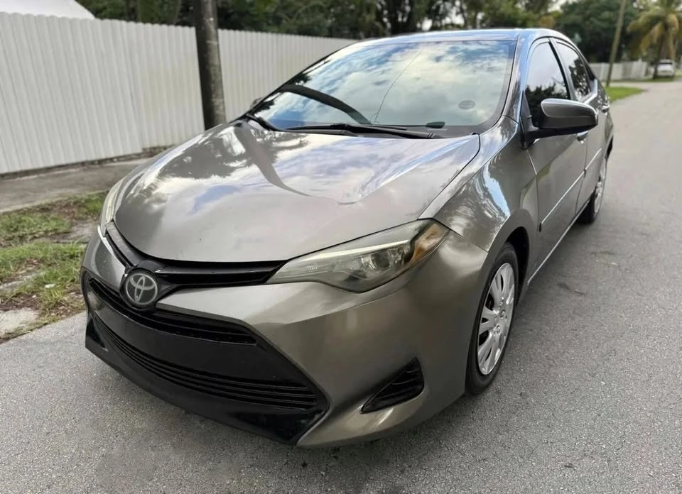 2017 Toyota Corolla 11th Gen - Image 6 of 20