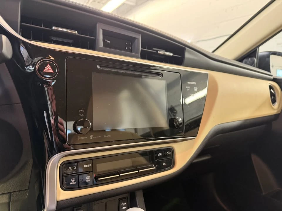 2017 Toyota Corolla 11th Gen - Image 9 of 14