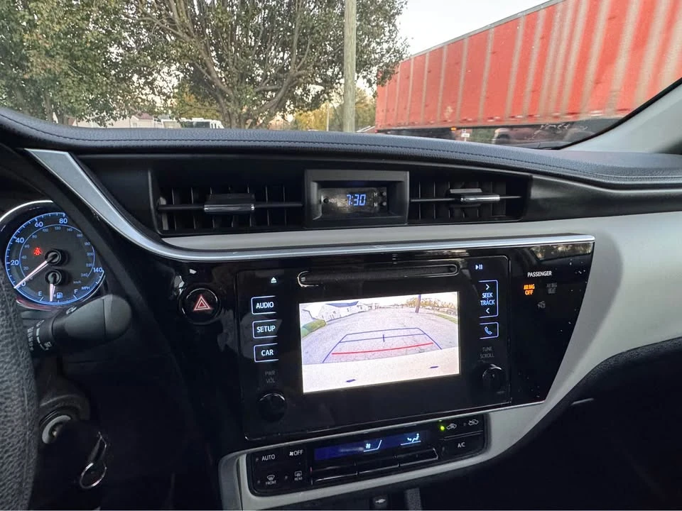 2017 Toyota Corolla 11th Gen - Image 16 of 20
