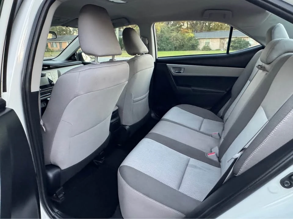 2017 Toyota Corolla 11th Gen - Image 12 of 20