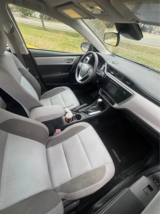 2017 Toyota Corolla 11th Gen - Image 5 of 10