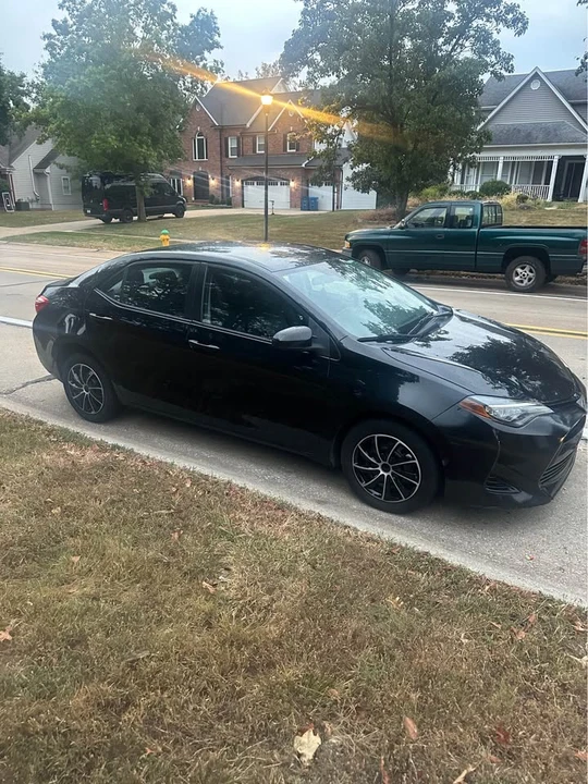 2017 Toyota Corolla 11th Gen - Image 12 of 15