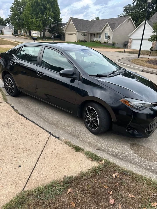 2017 Toyota Corolla 11th Gen - Image 6 of 15