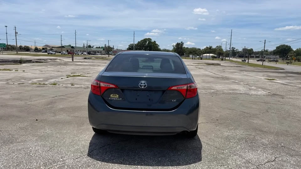 2017 Toyota Corolla 11th Gen - Image 5 of 11