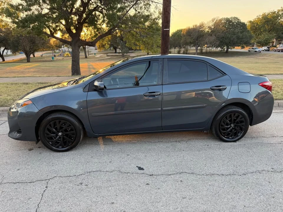 2017 Toyota Corolla 11th Gen - Image 7 of 16