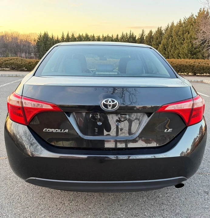 2017 Toyota Corolla 11th Gen - Image 6 of 18