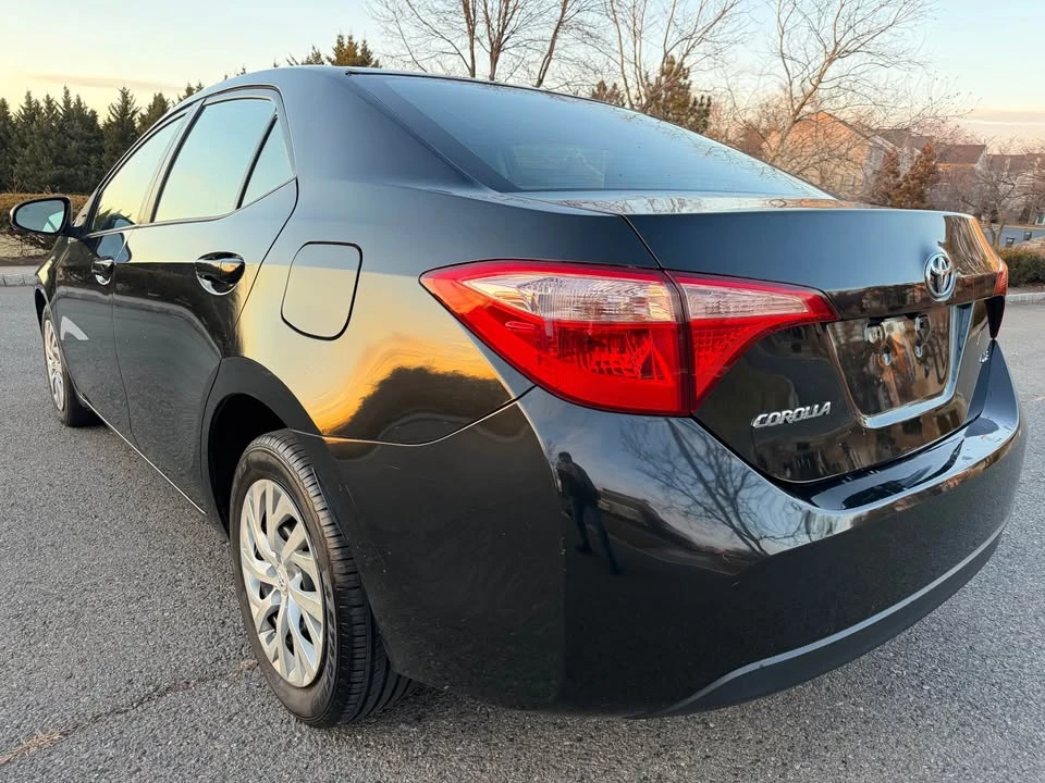 2017 Toyota Corolla 11th Gen - Image 7 of 18