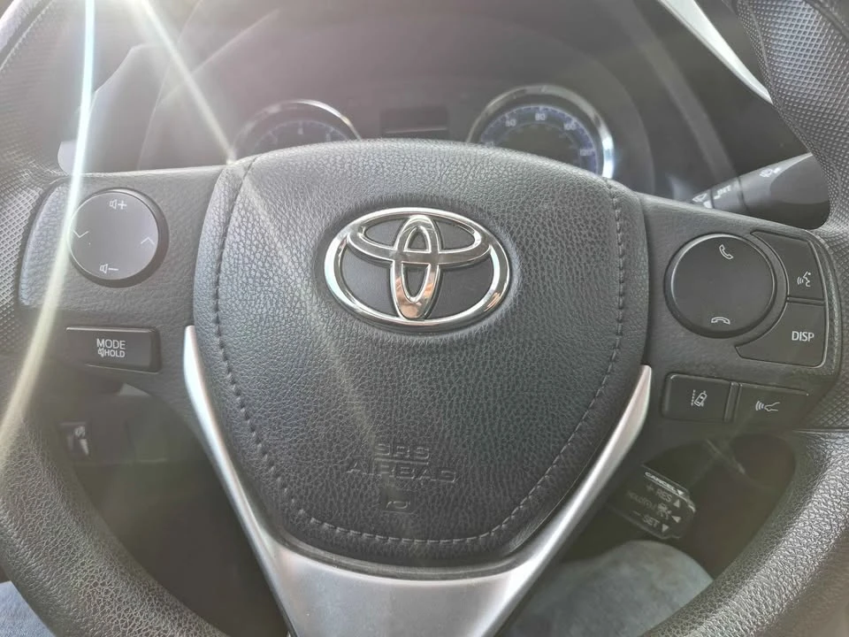 2017 Toyota Corolla 11th Gen - Image 16 of 18