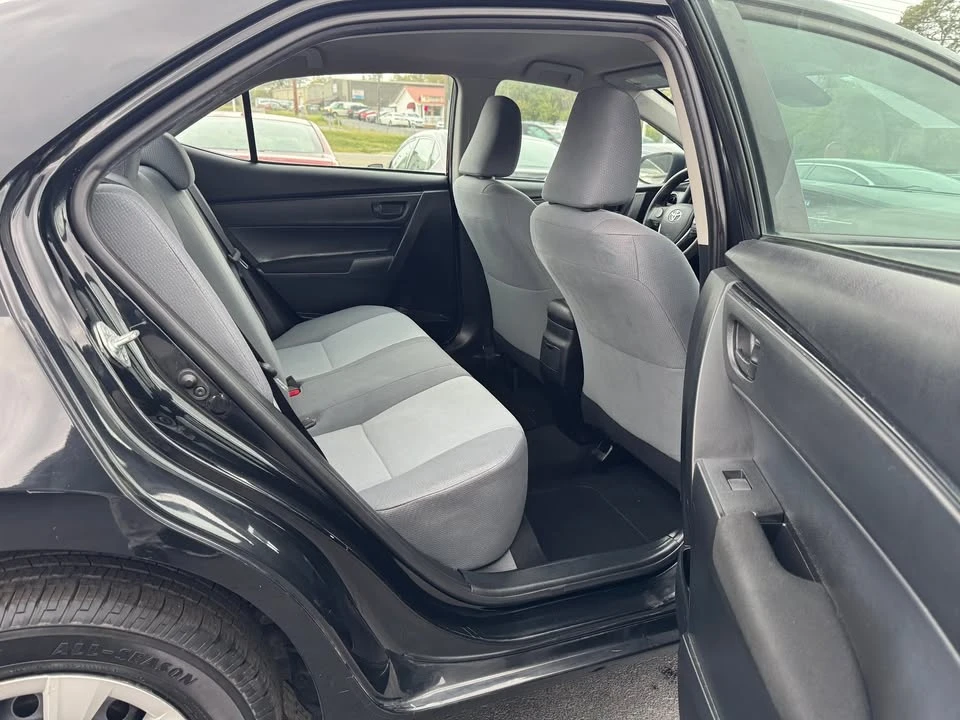 2017 Toyota Corolla 11th Gen - Image 11 of 19
