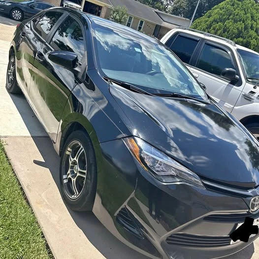 2017 Toyota Corolla 11th Gen - Image 1 of 1