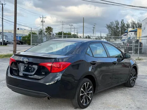 2017 Toyota Corolla 11th Gen - Image 4 of 15