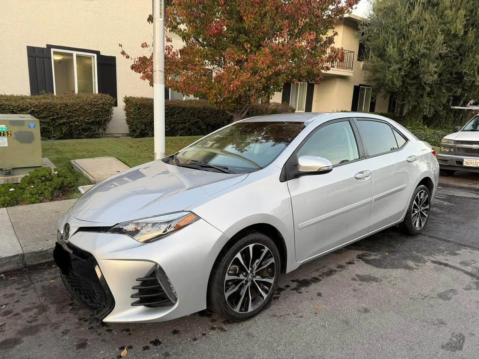 2017 Toyota Corolla 11th Gen - Image 8 of 15