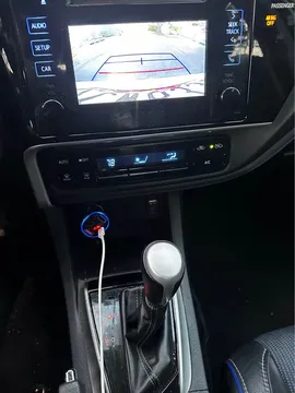 2017 Toyota Corolla 11th Gen - Image 3 of 12