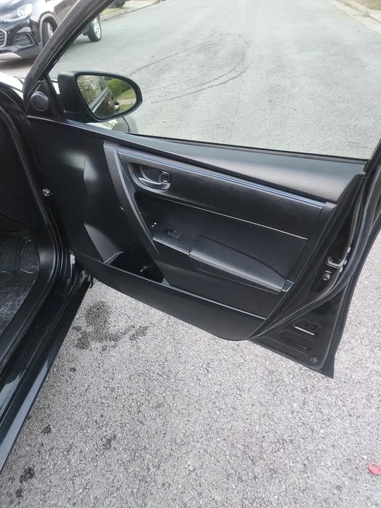 2017 Toyota Corolla 11th Gen - Image 11 of 18