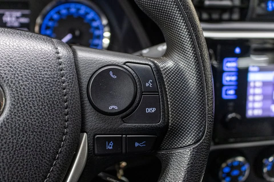 2017 Toyota Corolla 11th Gen - Image 11 of 20
